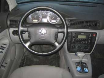 2003 Volkswagen Passat Pictures