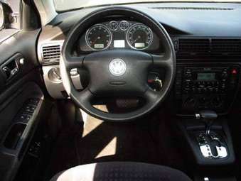 2003 Volkswagen Passat Pictures