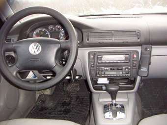 2003 Volkswagen Passat Pics