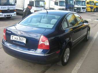 2003 Volkswagen Passat Photos