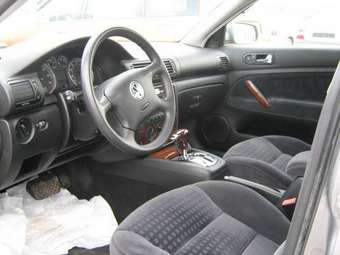 2003 Volkswagen Passat Pics