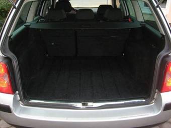 2003 Volkswagen Passat Photos