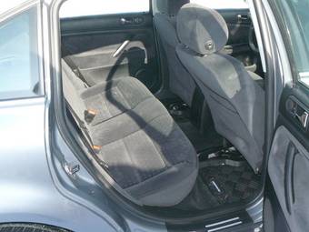 2003 Volkswagen Passat Pictures