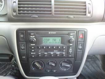 2003 Volkswagen Passat Images