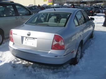 2003 Volkswagen Passat Pictures