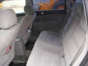 2003 Volkswagen Passat Photos