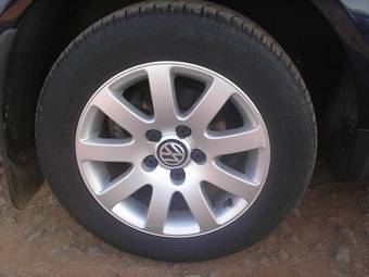 2003 Volkswagen Passat Pics