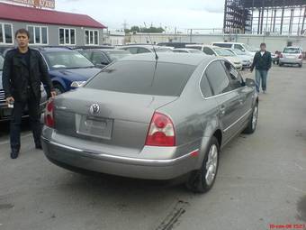 2003 Volkswagen Passat Photos