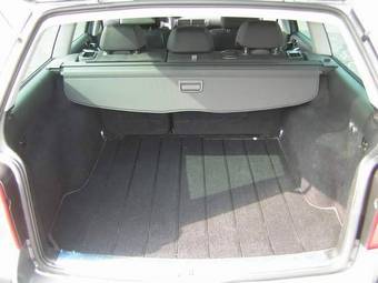 2003 Volkswagen Passat Photos