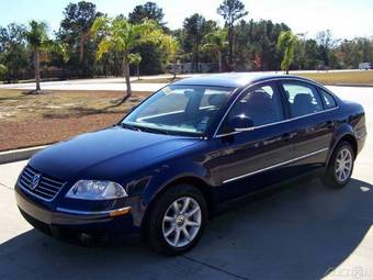 2003 Volkswagen Passat Photos