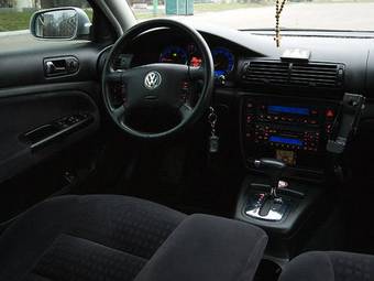 2003 Volkswagen Passat Pics