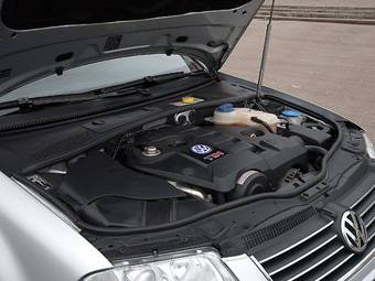 2003 Volkswagen Passat Pictures