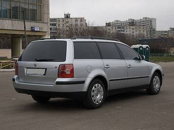 2003 Volkswagen Passat Photos