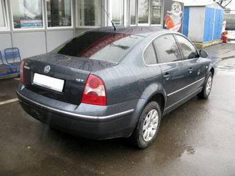 2003 Volkswagen Passat Photos