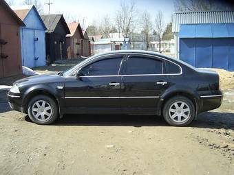 2003 Volkswagen Passat Photos