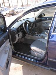 2003 Volkswagen Passat Photos