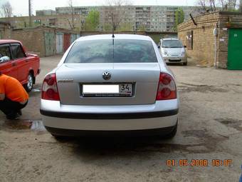 2003 Volkswagen Passat Photos