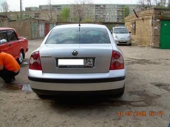 2003 Volkswagen Passat Photos