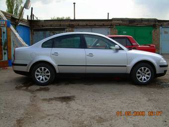 2003 Volkswagen Passat Pictures