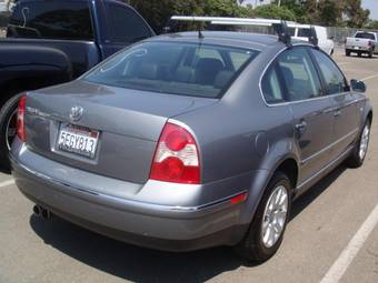 2003 Volkswagen Passat Photos