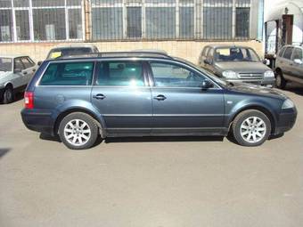 2003 Volkswagen Passat Photos