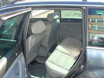 2003 Volkswagen Passat Photos