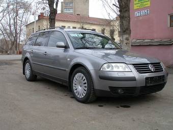 2003 Volkswagen Passat Photos