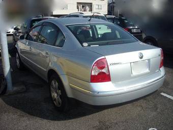 2003 Volkswagen Passat Photos