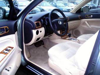 2003 Volkswagen Passat Pictures