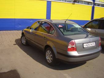 2003 Volkswagen Passat Photos