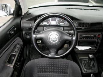 2003 Volkswagen Passat Pictures