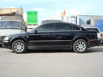 2003 Volkswagen Passat Photos