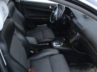 2003 Volkswagen Passat Images