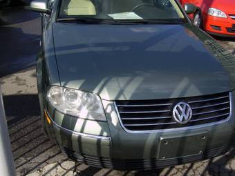2003 Volkswagen Passat Pictures