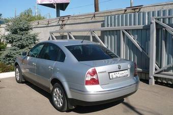 2003 Volkswagen Passat Pictures