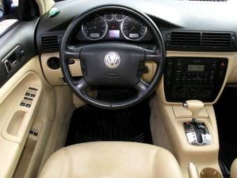 2003 Volkswagen Passat Pics
