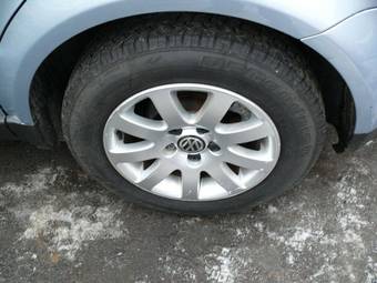 2003 Volkswagen Passat Images