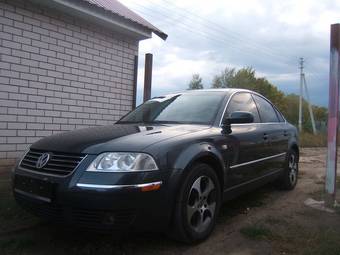 2003 Volkswagen Passat Images