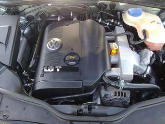 2004 Volkswagen Passat Photos