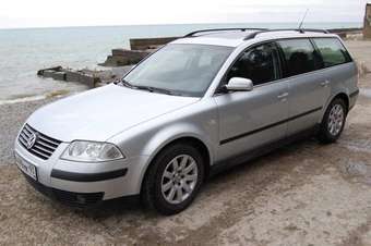 2004 Volkswagen Passat Photos