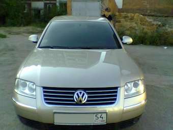 2004 Volkswagen Passat Pictures