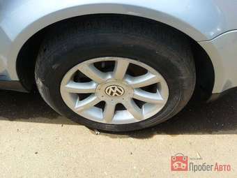 2004 Volkswagen Passat Photos