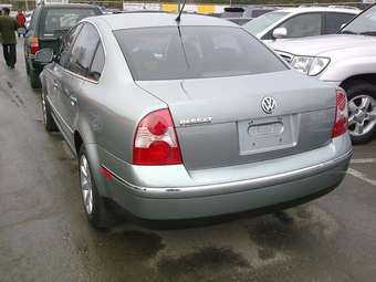 2004 Volkswagen Passat Pictures