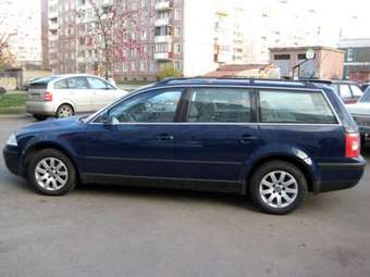 2004 Volkswagen Passat Photos