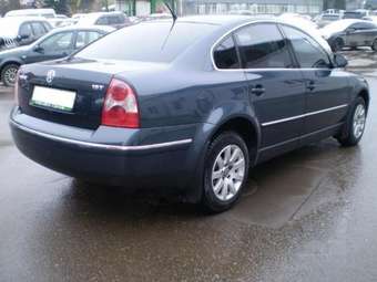 2004 Volkswagen Passat Pictures