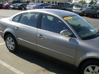 2004 Volkswagen Passat Pics