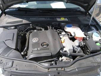 2004 Volkswagen Passat Wallpapers