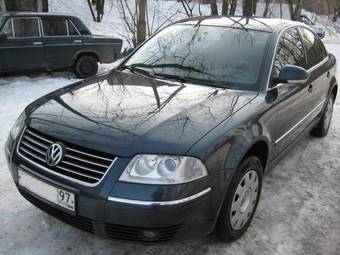 2004 Volkswagen Passat Pictures
