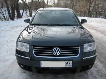 2004 Volkswagen Passat Photos