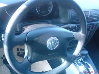 2004 Volkswagen Passat Photos